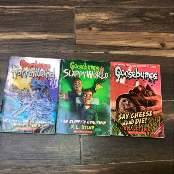 GOOSEBUMPS Mostly Ghostly Just Beyond by R.L. STINE LOT of 8 newer versions - Picture 2 of 4
